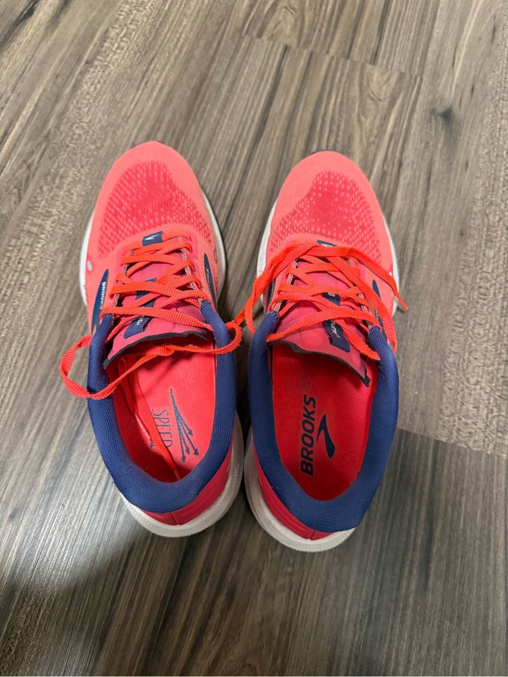 Brooks Women's Running Shoes - Coral Pink with Blue Accents Size 9.5 - Picture 2 of 7